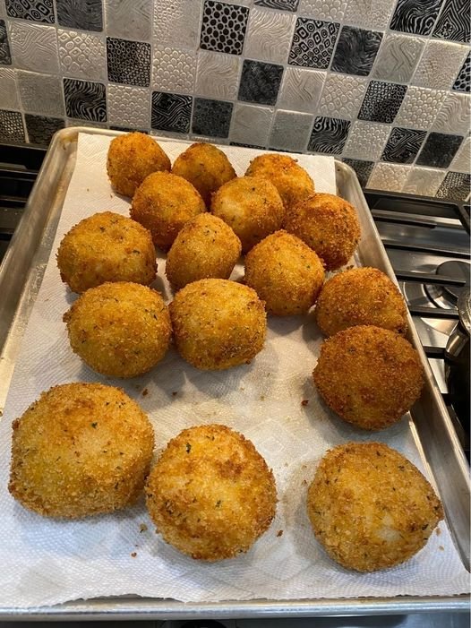 Arancini (Italian Fried Risotto)